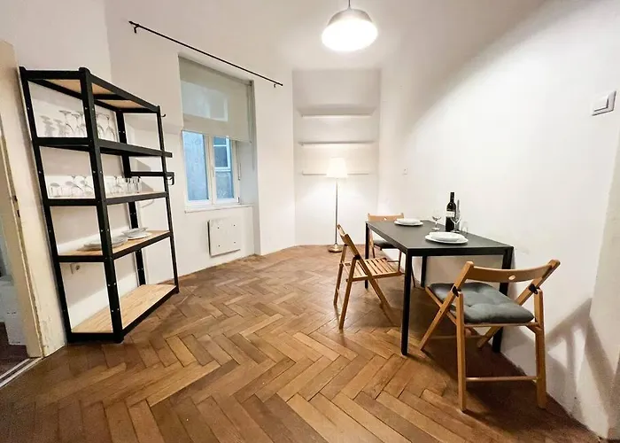 Gallus' Secret Romance Apartamento